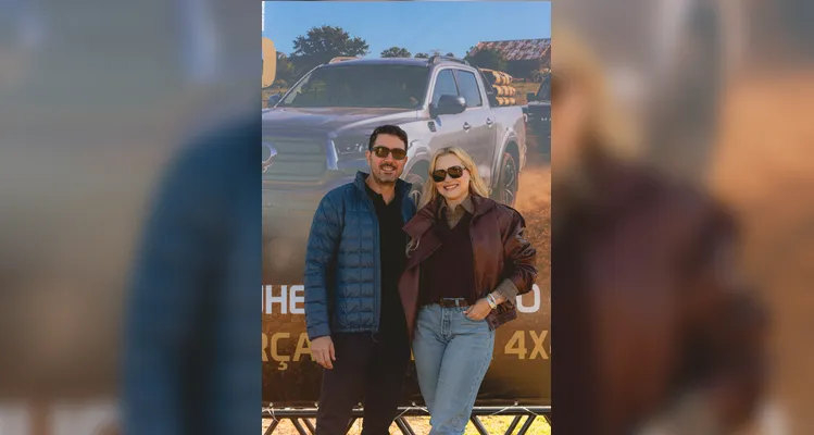 Tiberio Cabral e Karla Diniz
