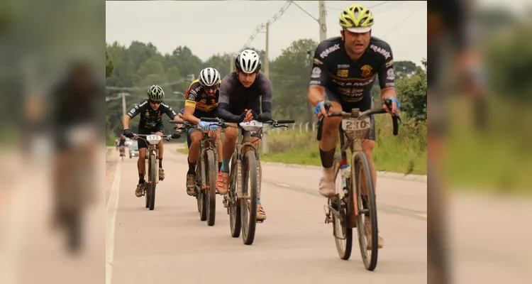 Equipe de PG 'Capirava Club' amplia liderança em campeonato de Mountain Bike
