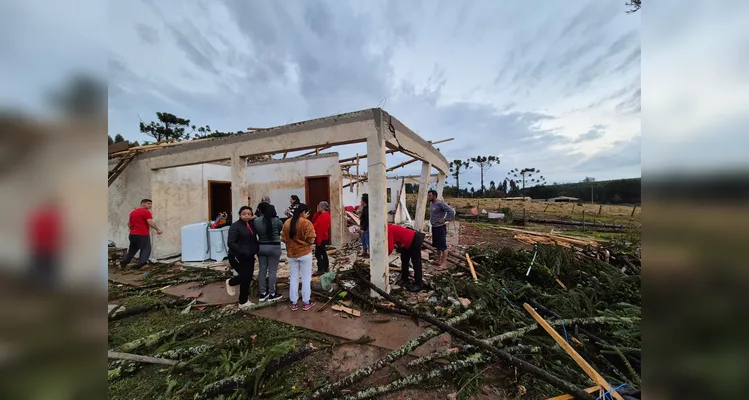 Chuvas Fortes causam estragos em bairros de Ponta Grossa