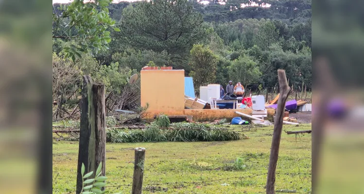 Chuvas Fortes causam estragos em bairros de Ponta Grossa
