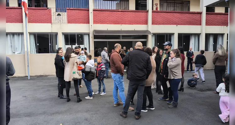Formação de Praças dos Bombeiros tem reencontro emocionante com familiares em PG