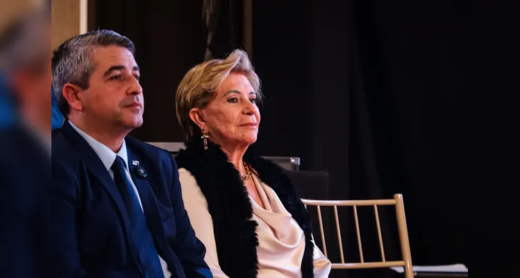Veja quem esteve na cerimônia de lançamento do anuário Caminhos do Paraná