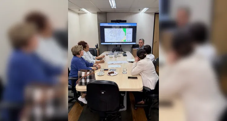 Reunião que discute utilização do Aterro Butuquara e Novo Contorno de PG.