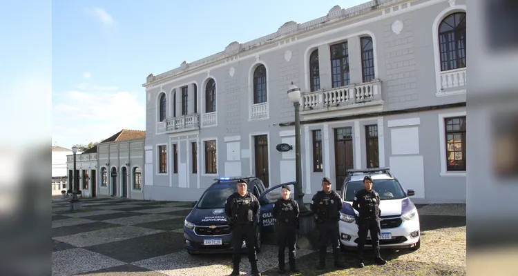 Prefeitura de Castro transmite jogo do Brasil em telão na Praça Manoel Ribas