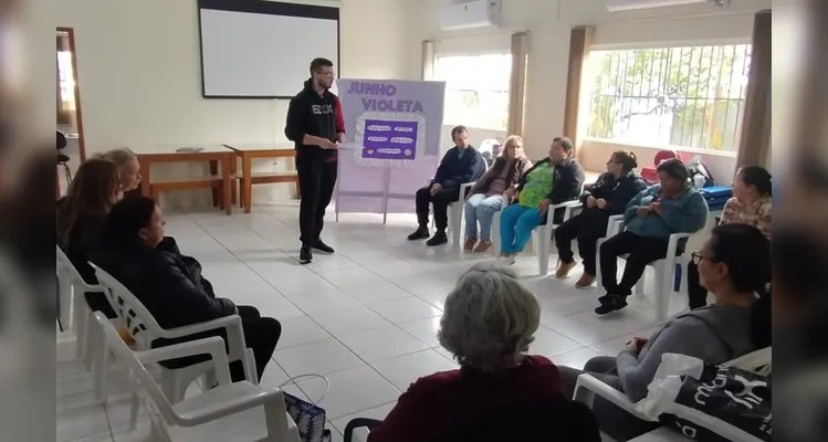 CRAS Santa Luzia e Nova Rússia promovem atividades alusivas ao Junho Violeta