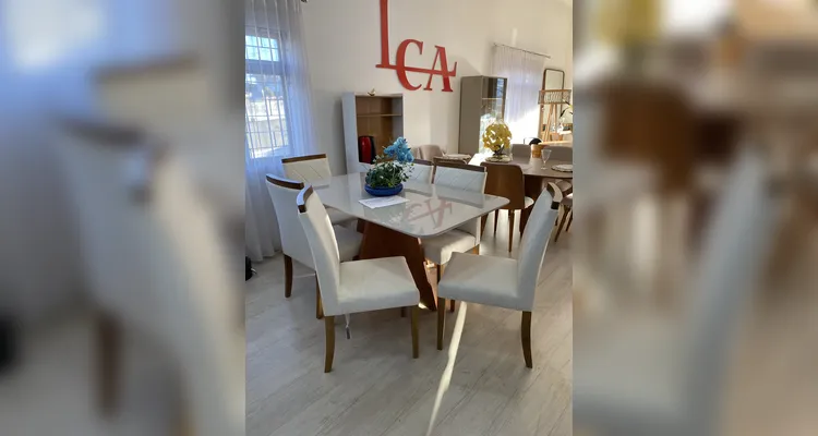 Conforto marca campanha de Dia dos Namorados da LCA Móveis & Decorações