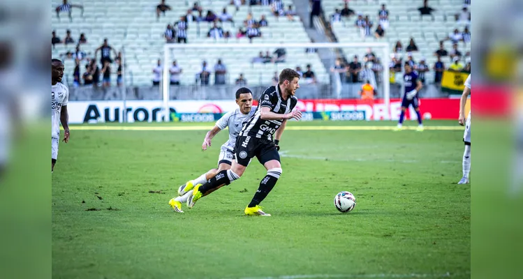 Confira imagens do jogo.