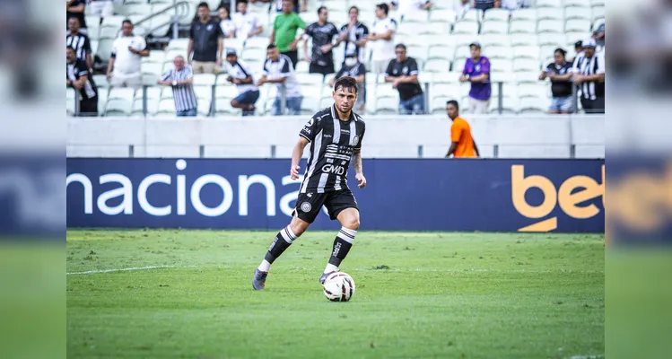 Confira imagens do jogo.