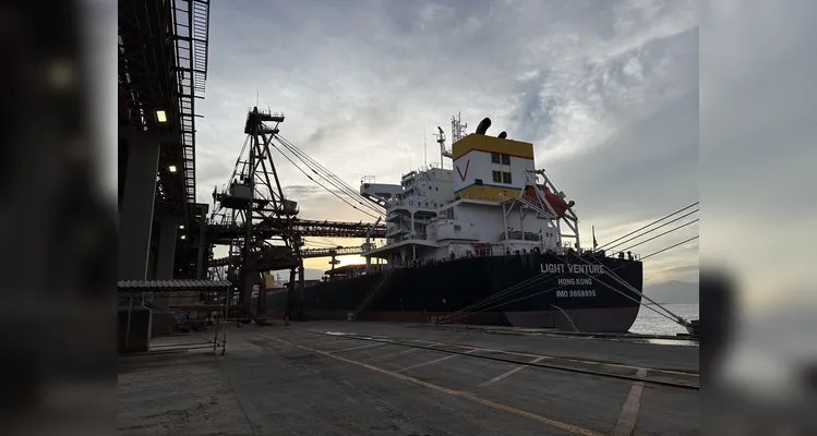 Obras e investimentos transformam Porto de Paranaguá em gigante do agro