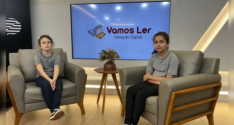 Durante a visita, os participantes conheceram os diferentes setores do grupo de mídia e comunicação, incluindo a redação integrada, os estúdios e os espaços destinados à produção de conteúdos jornalísticos e institucionais.