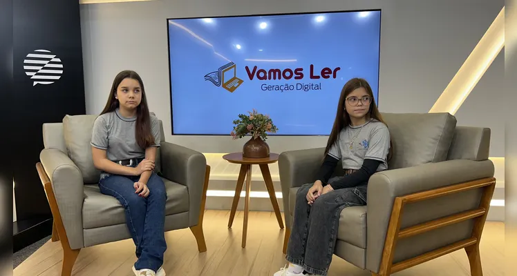 Durante a visita, os participantes conheceram os diferentes setores do grupo de mídia e comunicação, incluindo a redação integrada, os estúdios e os espaços destinados à produção de conteúdos jornalísticos e institucionais.