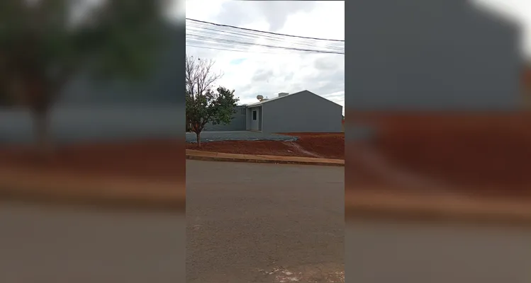 Oportunidade: Terreno de esquina está à venda em 'Uvaranas' em PG