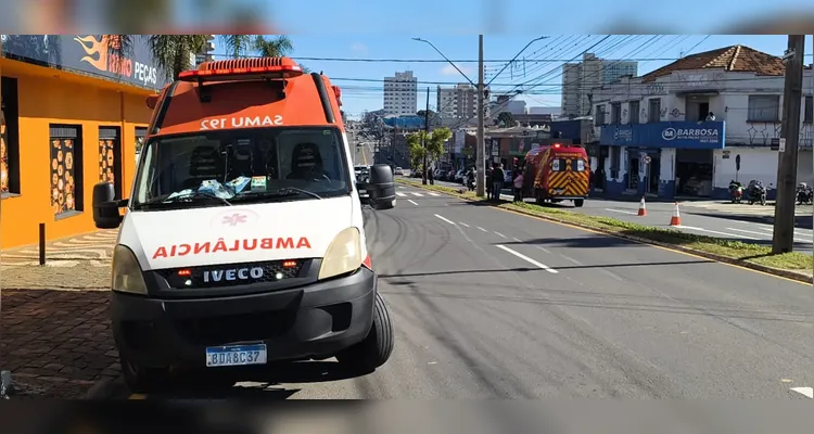 Pai e filha são atropelados por motocicleta no bairro Nova Rússia em PG