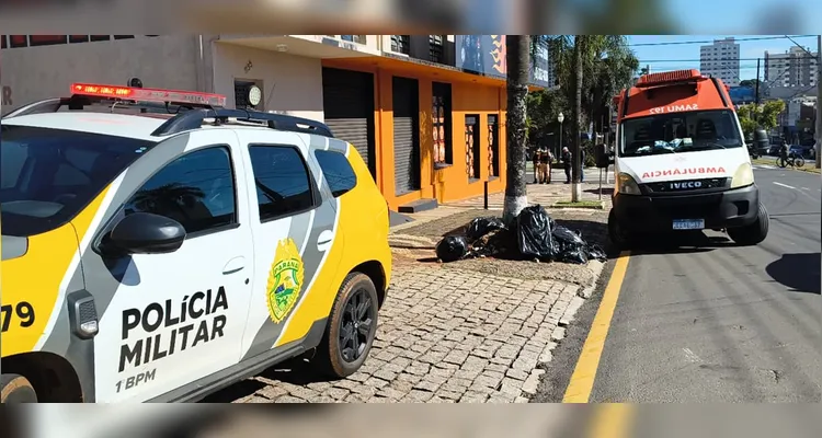 Pai e filha são atropelados por motocicleta no bairro Nova Rússia em PG