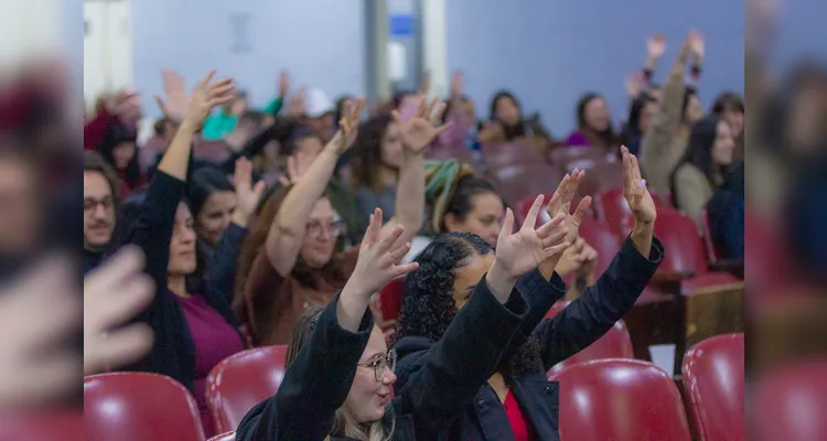O evento auxiliou os estudantes a compreenderem as diversas áreas de atuação e o mercado de trabalho