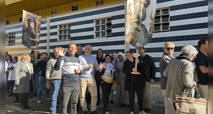 Missa no Centro de Eventos reúne fiéis de todas as paróquias da Diocese de Ponta Grossa