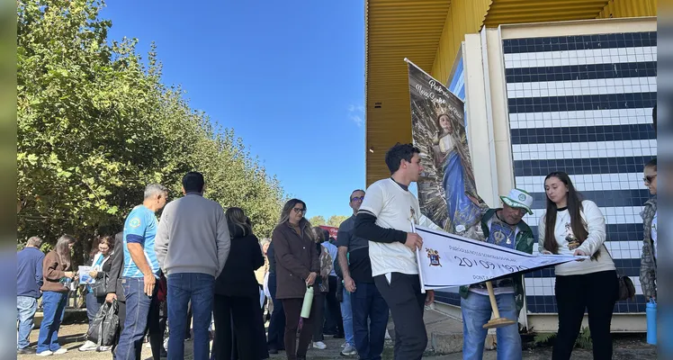 Missa no Centro de Eventos reúne fiéis de todas as paróquias da Diocese de Ponta Grossa