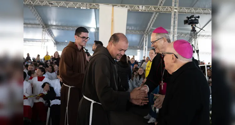 Confira mais registros da missa de celebração ao centenário da Diocese de PG