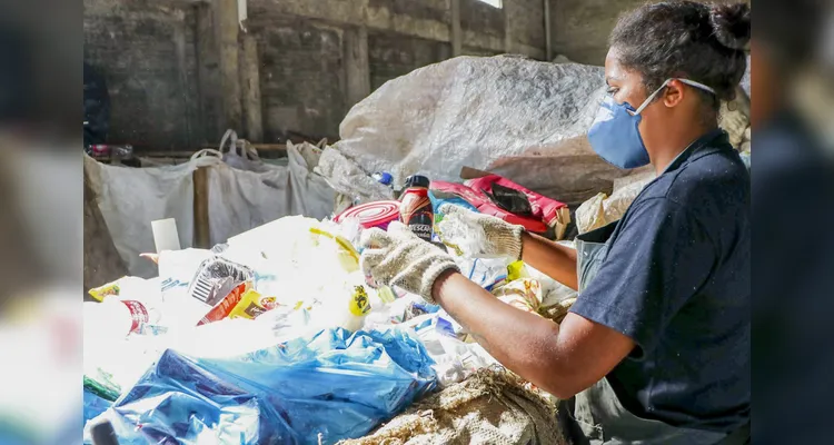 UEPG tem atuação importante no incentivo e valorização do trabalho de reciclagem