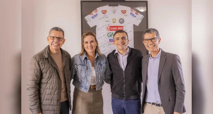 Reitoria eleita da UEPG é recebida por lideranças políticas e empresariais