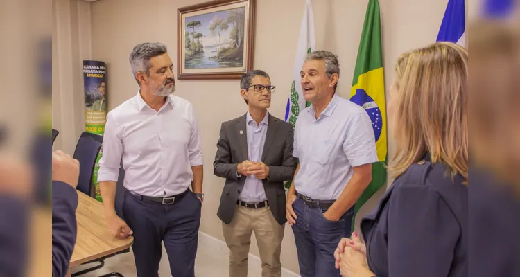 Reitoria eleita da UEPG é recebida por lideranças políticas e empresariais