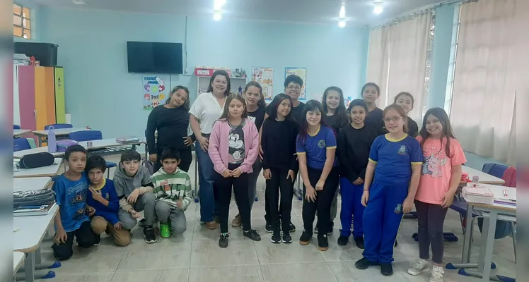 Sala de aula tornou-se espaço de sabatina com a gestora da cultura local.