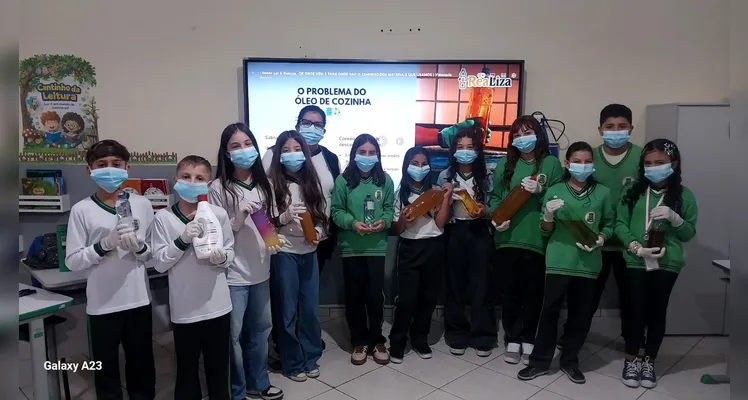 Confira a série de registros do trabalho dentro e fora da sala de aula.
