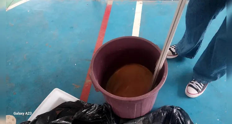 Confira a série de registros do trabalho dentro e fora da sala de aula.