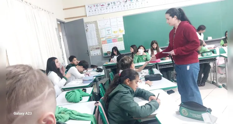 Confira a série de registros do trabalho dentro e fora da sala de aula.
