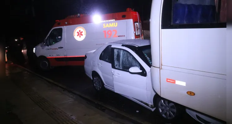 Veja imagens do acidente que deixou um homem morto neste sábado em PG