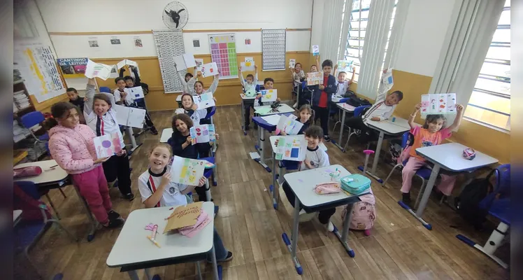 Confira os registros e os trabalhos dos alunos em sala de aula.