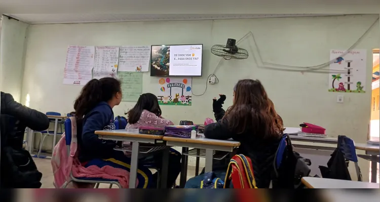 Confira a série de registros do trabalho em sala de aula.