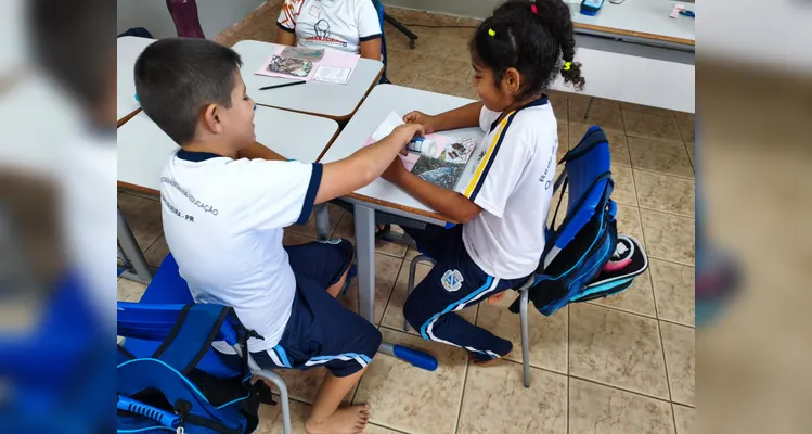 Confira a série de registros do trabalho em sala de aula.