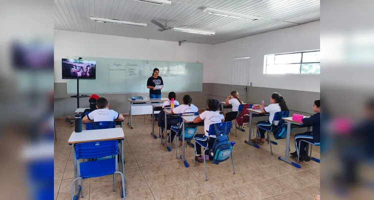 Confira a série de registros do trabalho em sala de aula.