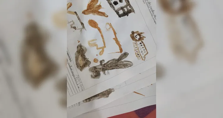 Confira a série de registros do trabalho em sala de aula.