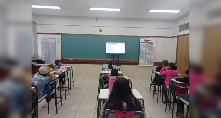 Confira os registros do trabalho ambiental realizado pelos educandos.