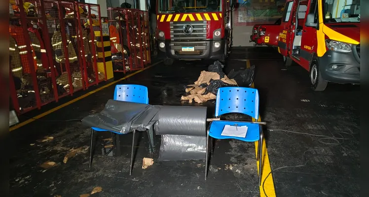 Bombeiros atendem 150 famílias atingidas por temporal em Ponta Grossa