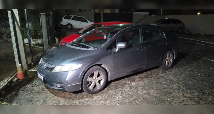 Corrida de aplicativo termina com prisão e apreensão de armas e drogas em PG