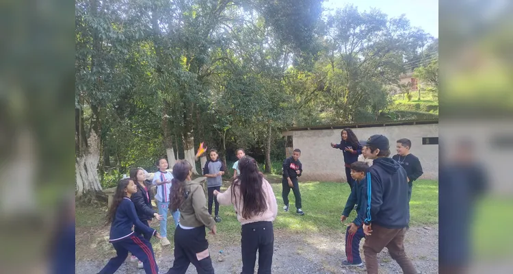 Confira a série de registros das amplas brincadeiras realizadas pelas crianças.