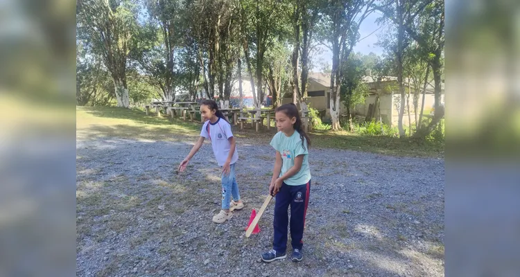 Confira a série de registros das amplas brincadeiras realizadas pelas crianças.