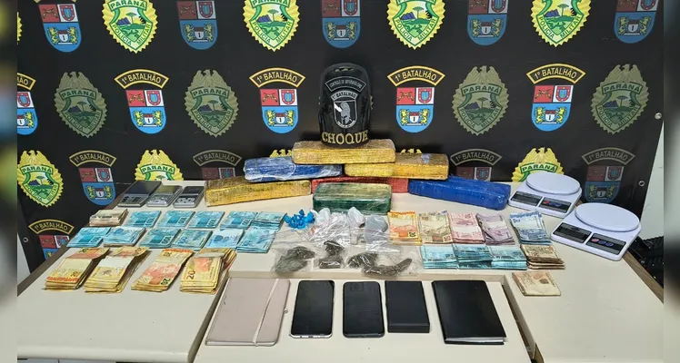 Mais de 6 kg de drogas são apreendidos e dupla é detida em Ponta Grossa