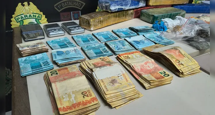 Mais de 6 kg de drogas são apreendidos e dupla é detida em Ponta Grossa