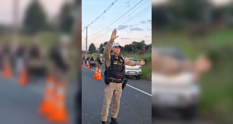 Operação policial aborda 84 pessoas e prende dois homens em PG
