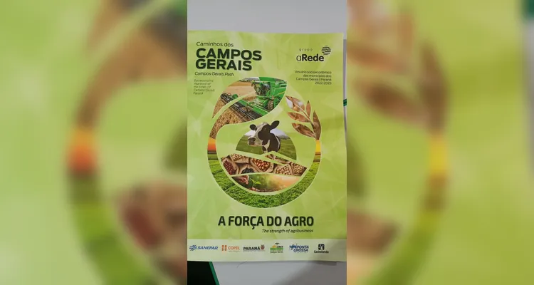 Confira a série de registros do amplo trabalho analógico e digital em sala de aula.