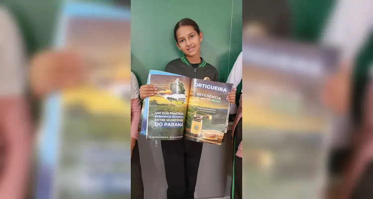 Confira a série de registros do amplo trabalho analógico e digital em sala de aula.
