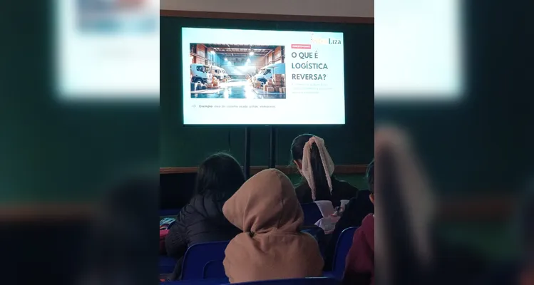 Diversão e conhecimento foram unidos em sala de aula.