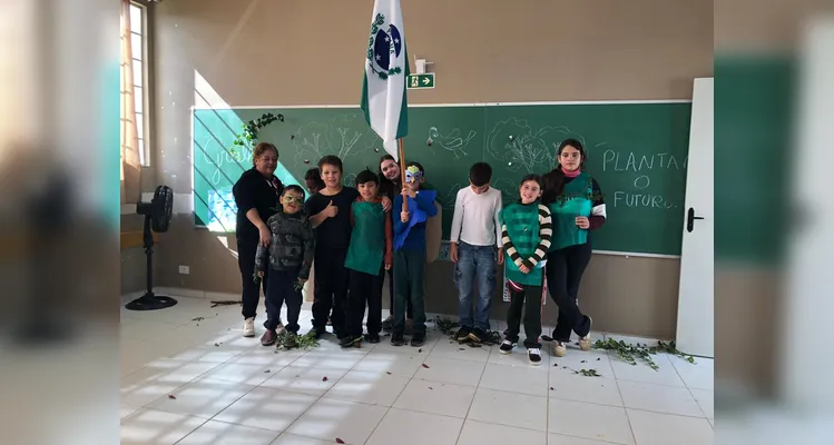 Confira a série de registros do amplo trabalho realizado pelos educandos.
