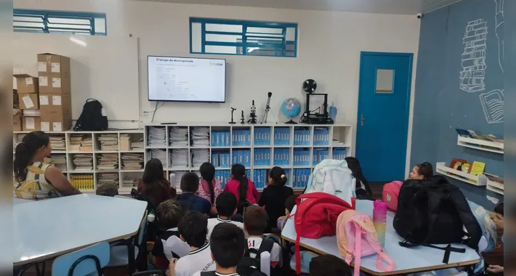 Confira os registros do trabalho em sala de aula.