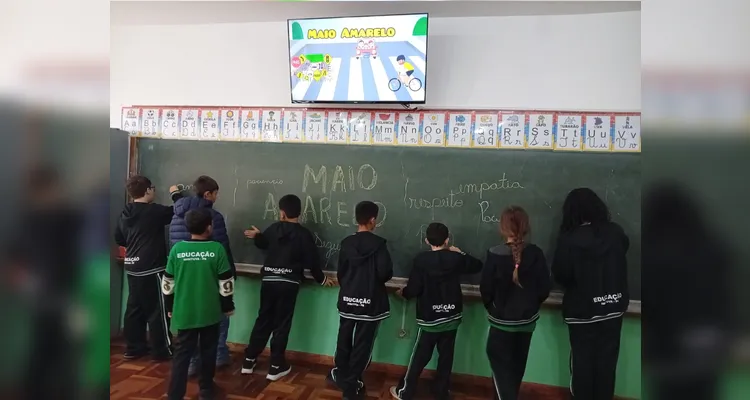 Confira a série de registros do amplo trabalho realizado em sala de aula.