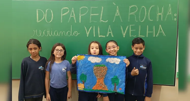 Os estudantes participaram de atividades práticas e interativas, como dinâmicas, colagens, pinturas com tinta guache e a produção do painel “Do papel à rocha: recriando Vila Velha”.